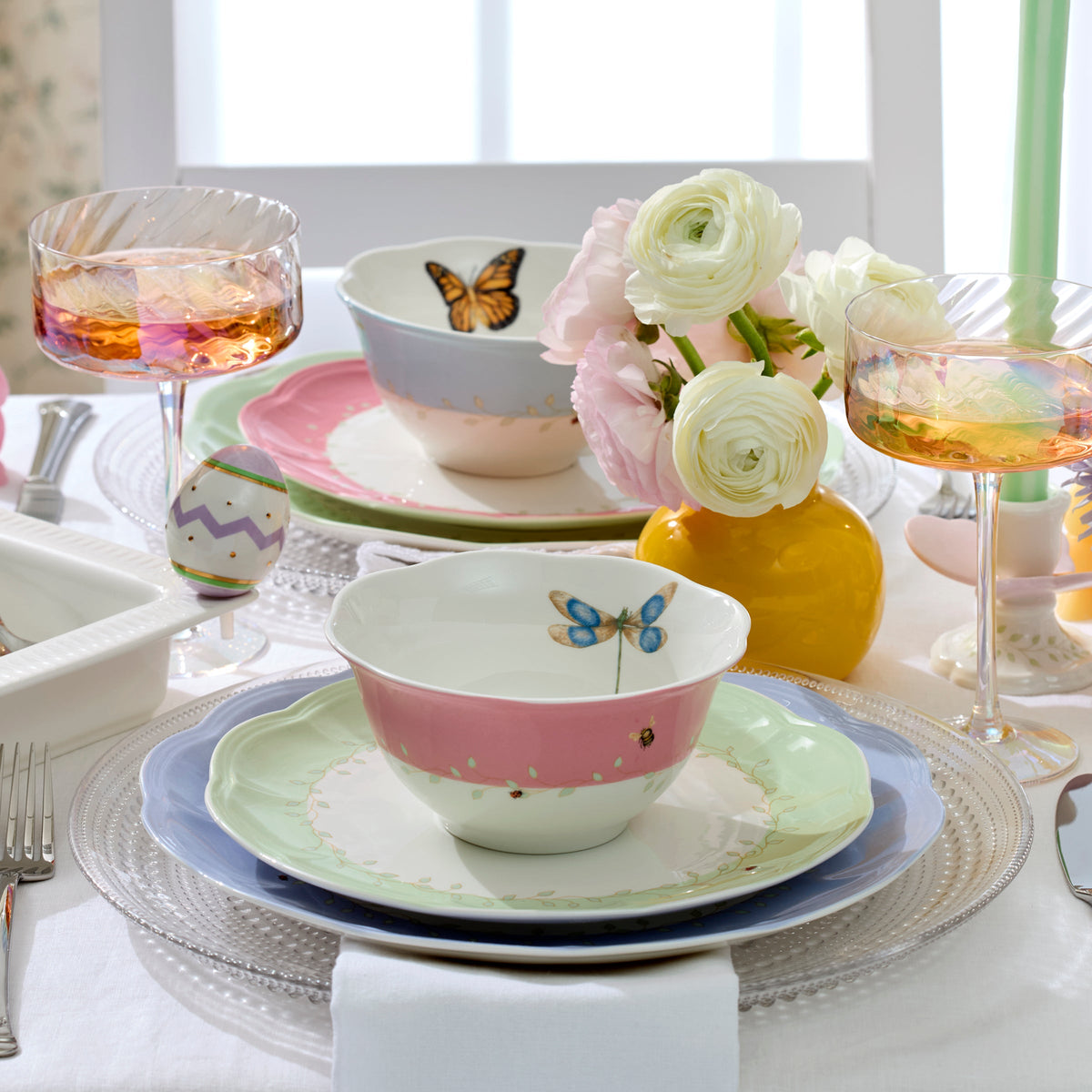 Butterfly Meadow Colors 18-Piece Dinnerware Set