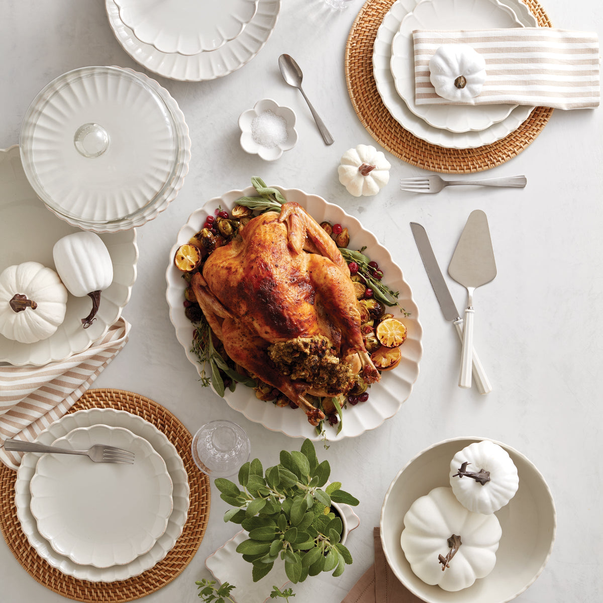 French Perle Scallop 2-Piece Dessert Set