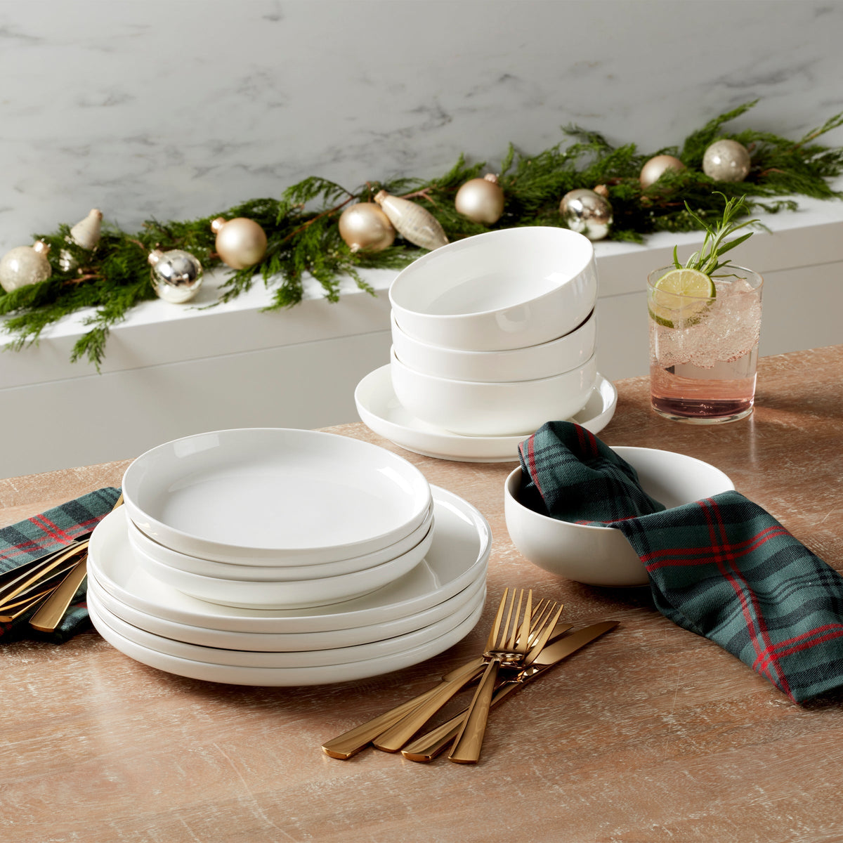 24 Seven White 12-Piece Dinnerware Set